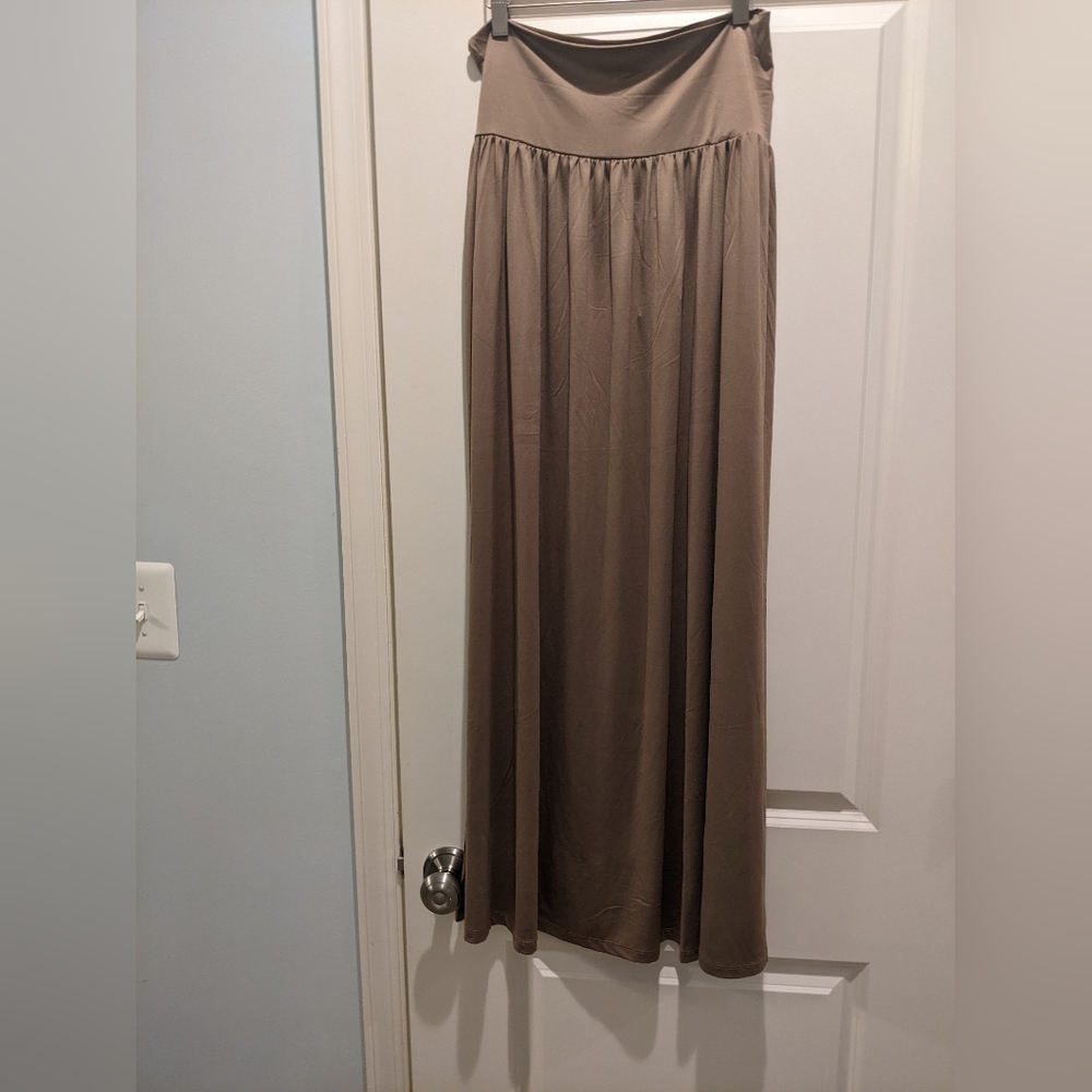 Tan Maxi skirt, 1x